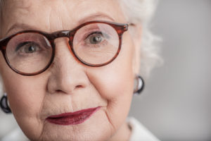 Caregiver Bay Village OH: 3 Low Vision Devices That Help Elderly Adults